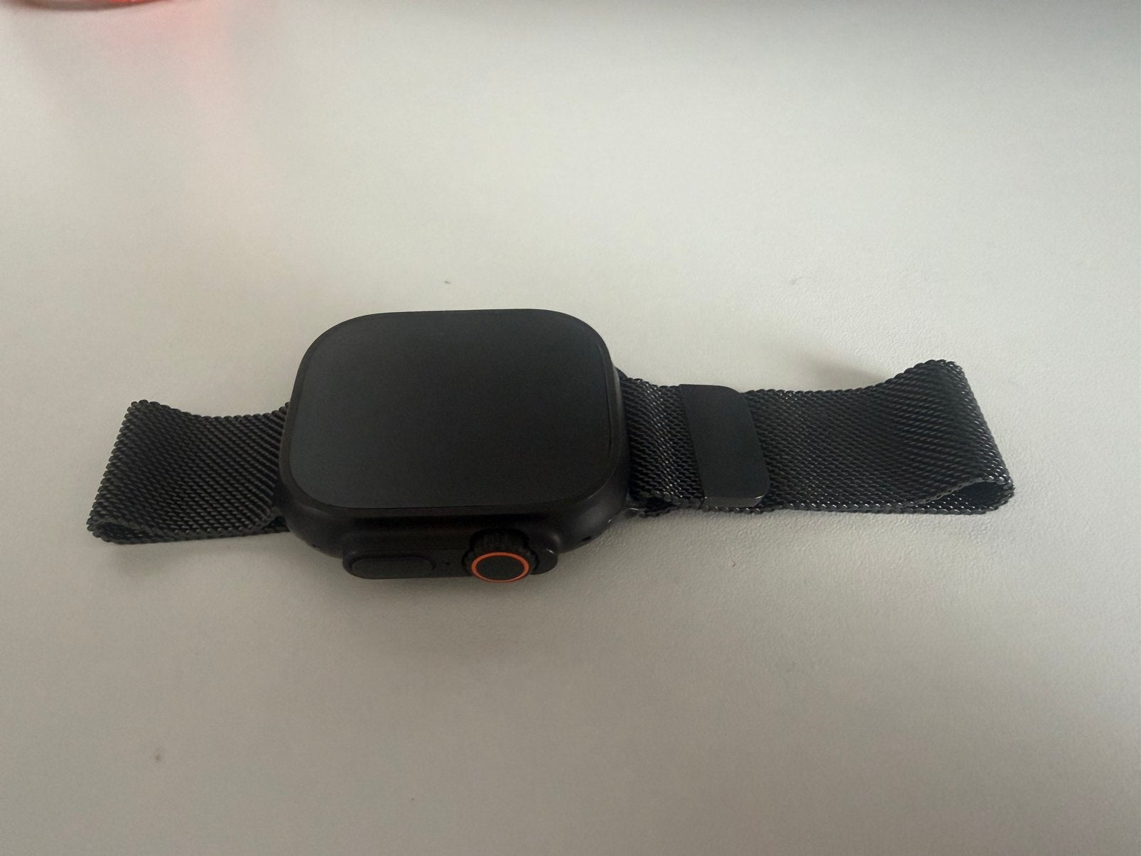 Appel Watch Ultra 2 49mm Cellulair met L Milanese armband, Bijoux, Sacs & Beauté, Montres connectées, Enlèvement, Comme neuf