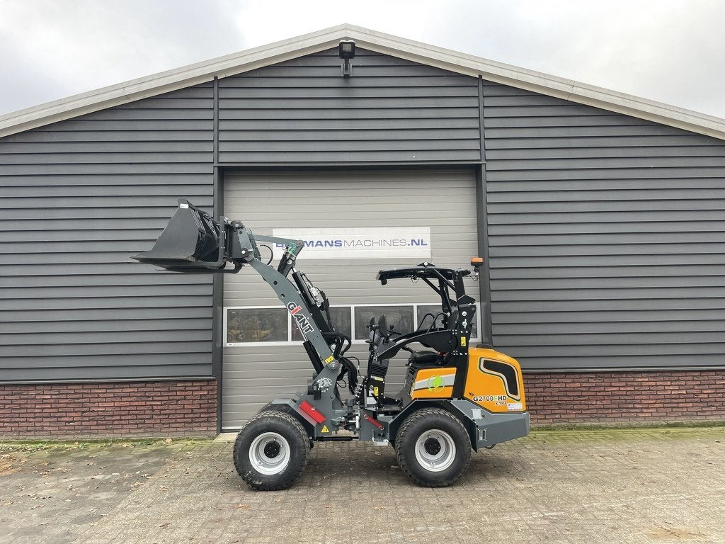 Giant G2700E X-TRA HD minishovel / kniklader NIEUW electrisc, Articles professionnels, Machines & Construction | Grues & Excavatrices