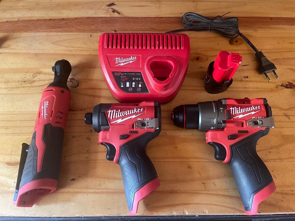 nieuwe milwaukee m12 set, Ophalen, Nieuw, Boormachine