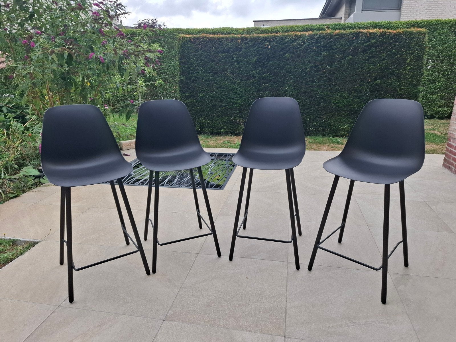Crassevig Pola Light barstoel (4 stuks), 90 cm ou plus, Avec repose-pieds, Métal, 4 tabourets