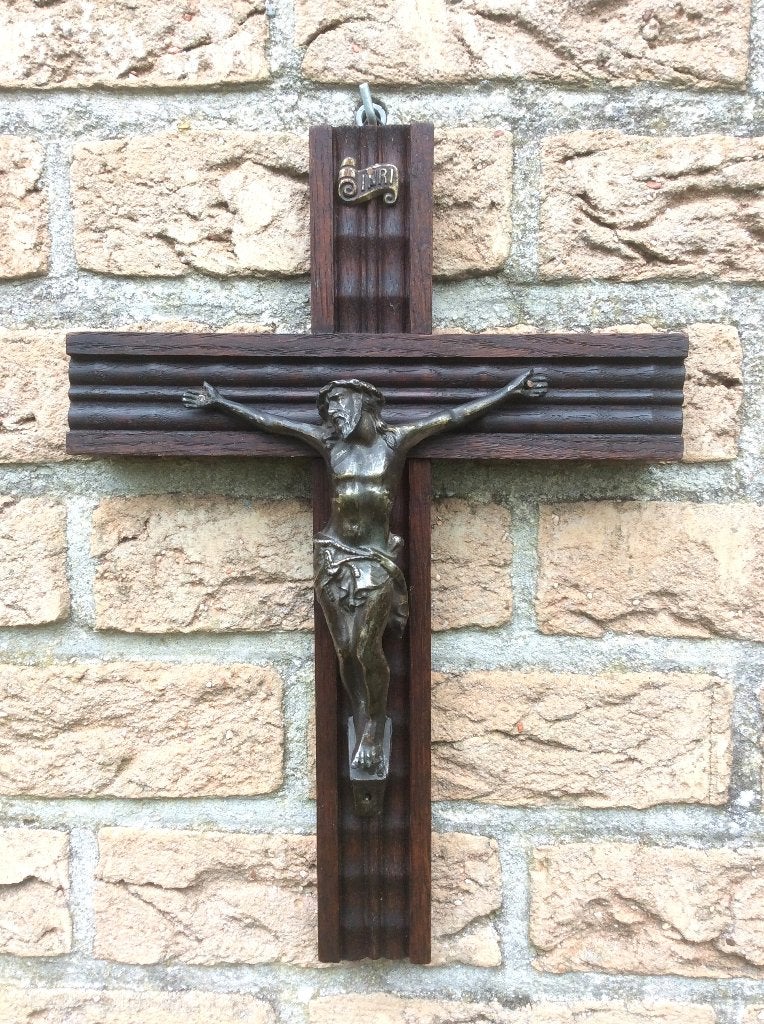 Groot vintage wandkruis met brons-patina corpus, Ophalen of Verzenden
