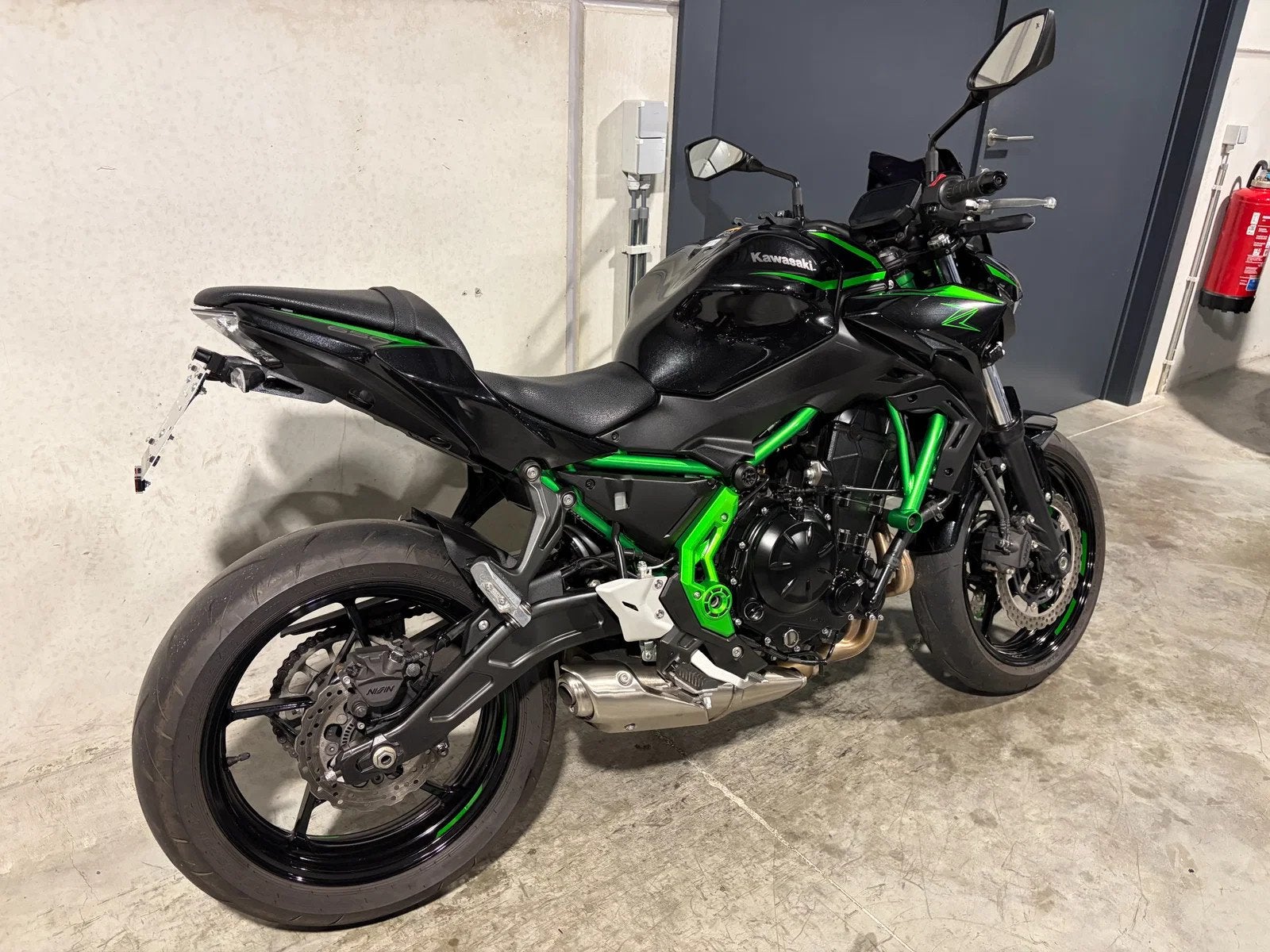 Kawasaki Z650 toffe naked met weinig km's (btw moto), Motoren, Meer dan 35 kW, Overig, Handgeschakeld, 650 cc