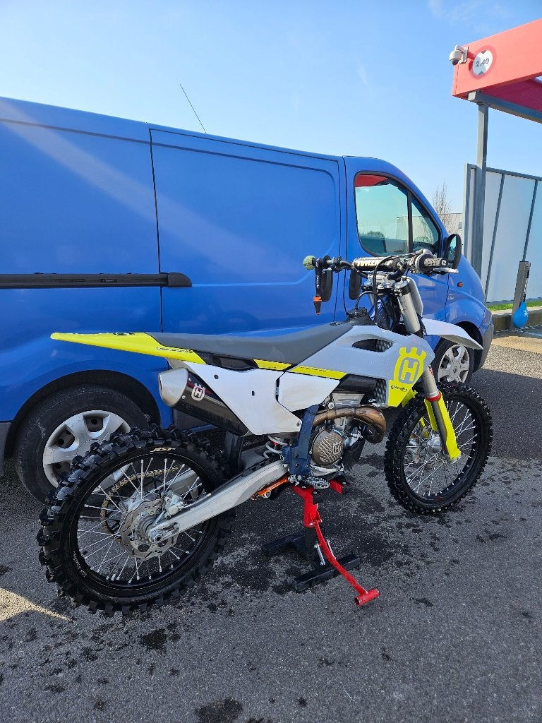 Husqvarna 350 fc, Motoren, Particulier