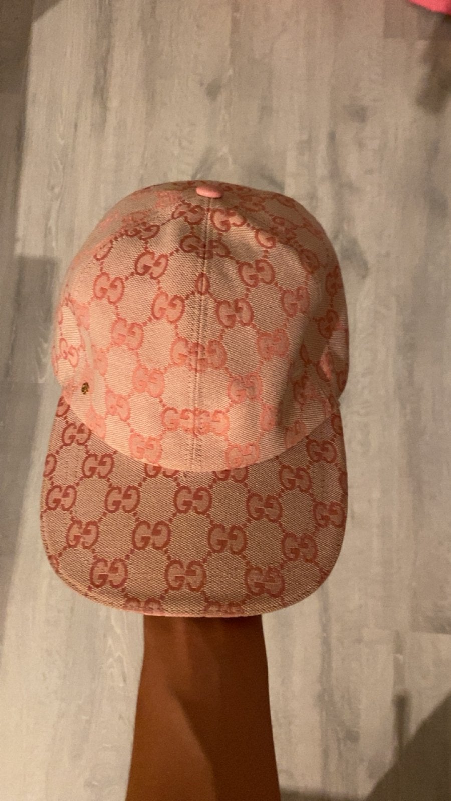Gucci, Ophalen of Verzenden, Zo goed als nieuw, 57 cm (M, 7⅛ inch) of minder, Pet