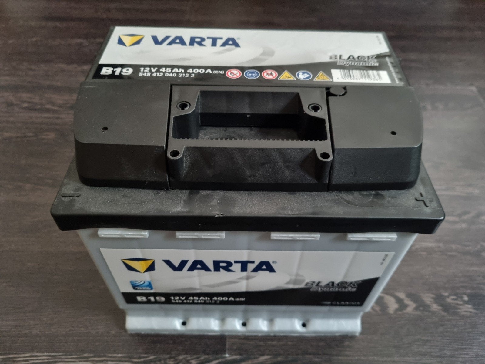 Batterie varta 12V 45 amp (neuf/nieuw), Autos : Pièces & Accessoires, Batteries & Accessoires, Enlèvement ou Envoi