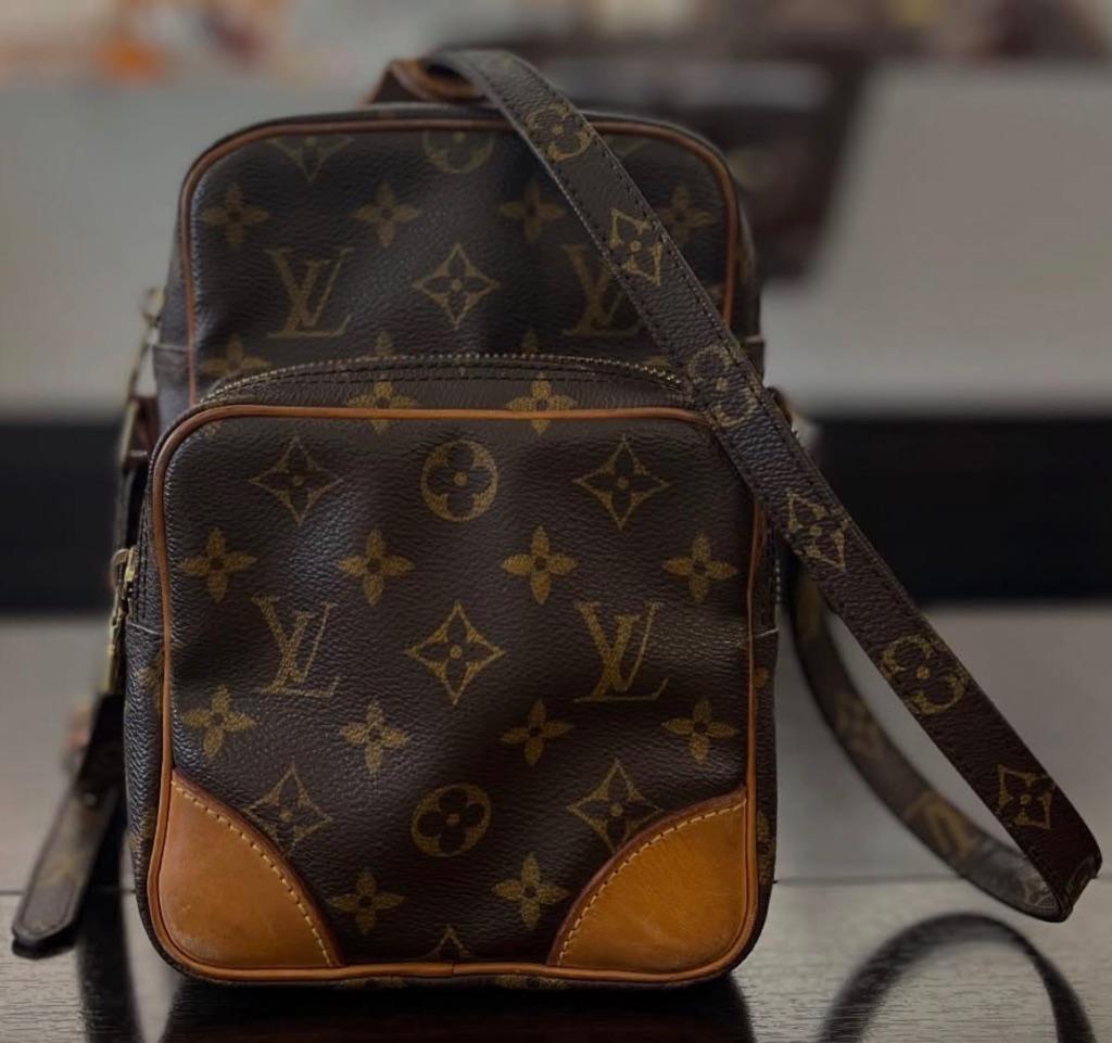 Louis Vuitton Amazone, Bijoux, Sacs & Beauté, Porte-monnaie & Portefeuilles, Enlèvement, Comme neuf, Brun, Autres marques