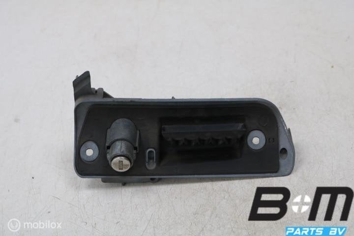 Greep achterdeur (C.V) VW Caddy 2K0827565H, Gebruikt