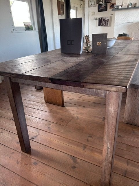 Ambachtelijke massief houten tafel voor binnen en buiten, Tuin en Terras, Ophalen, Zo goed als nieuw, Rechthoekig
