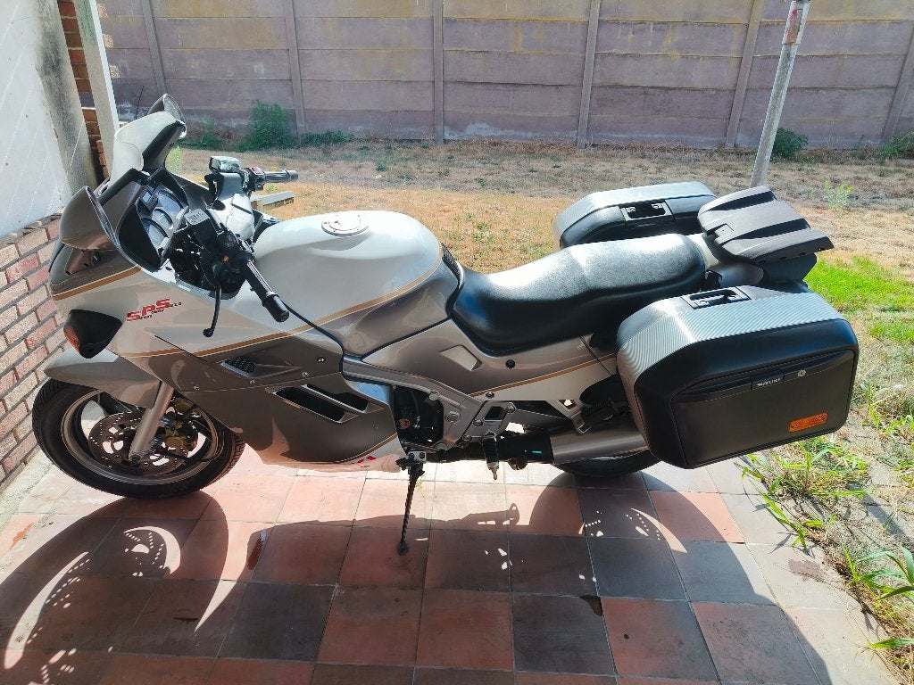 Suzuki GSX 1100 F Katana, Permis Moto A, Tourisme, Occasion, Plus de 35 kW