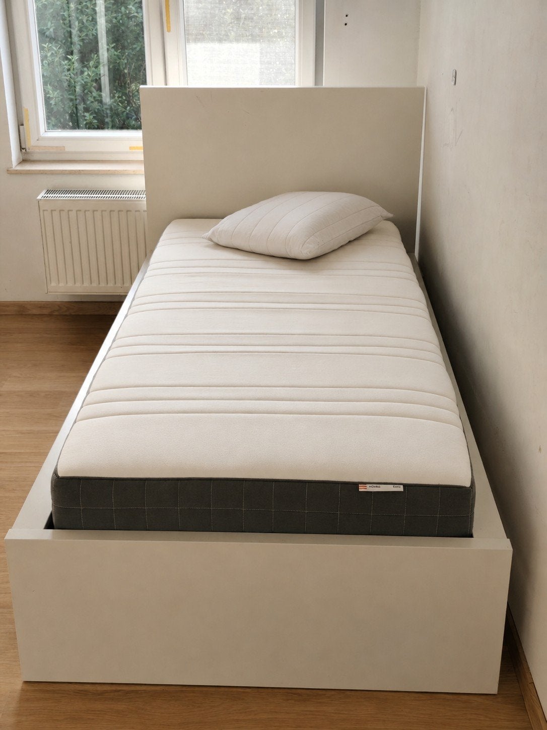 Eenpersoonsbed 200 x 90 cm te koop, Ophalen, Wit, 90 cm