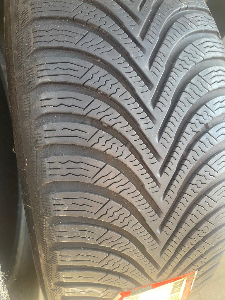 Winterbanden Michelin alpin5 215/60 r16, Auto-onderdelen, Banden en Velgen, Ophalen, 16 inch, Winterbanden, Band(en)