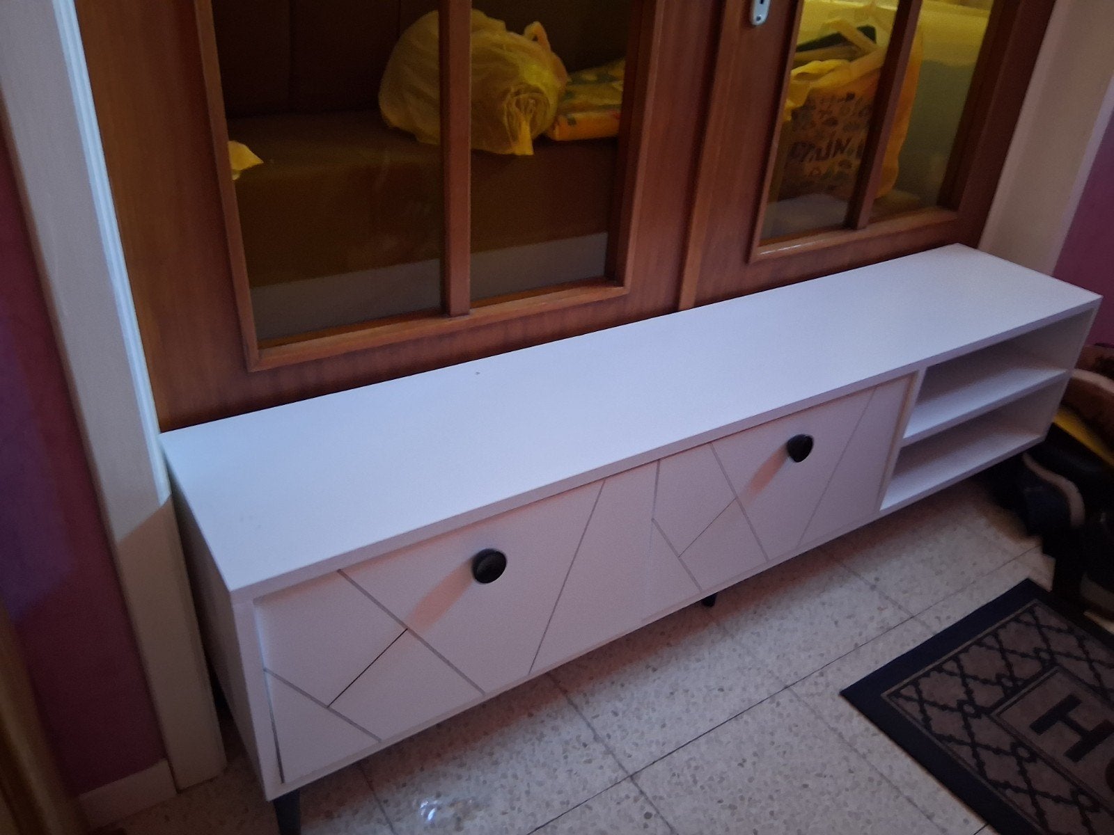 Meuble TV, Enlèvement