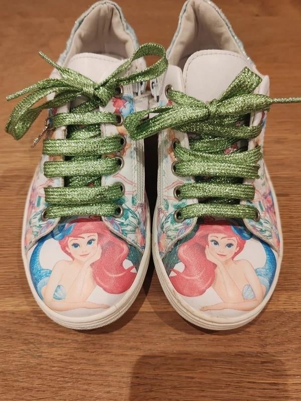 Monnalisa sneakers Ariël, Kinderen en Baby's, Meisje, Sportschoenen, Ophalen of Verzenden, Zo goed als nieuw