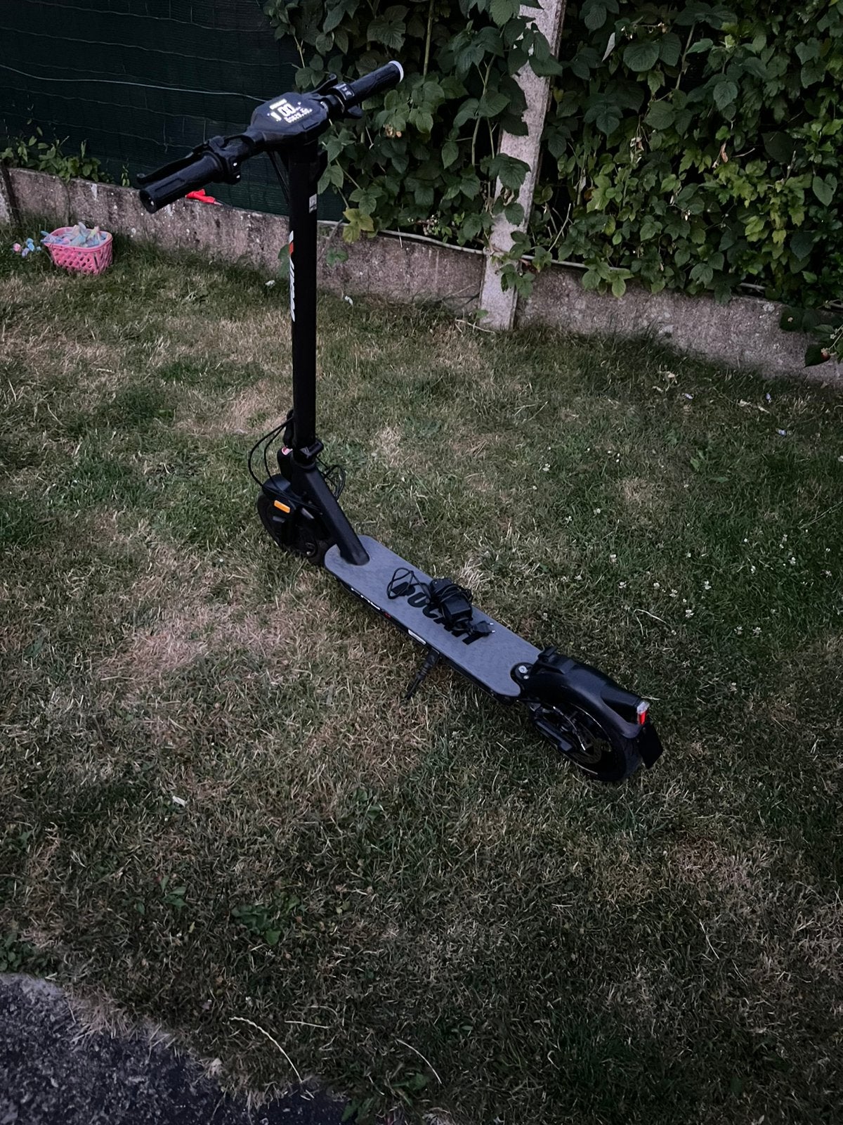 Trotinette ducati pro 2 plus, Enlèvement, Comme neuf