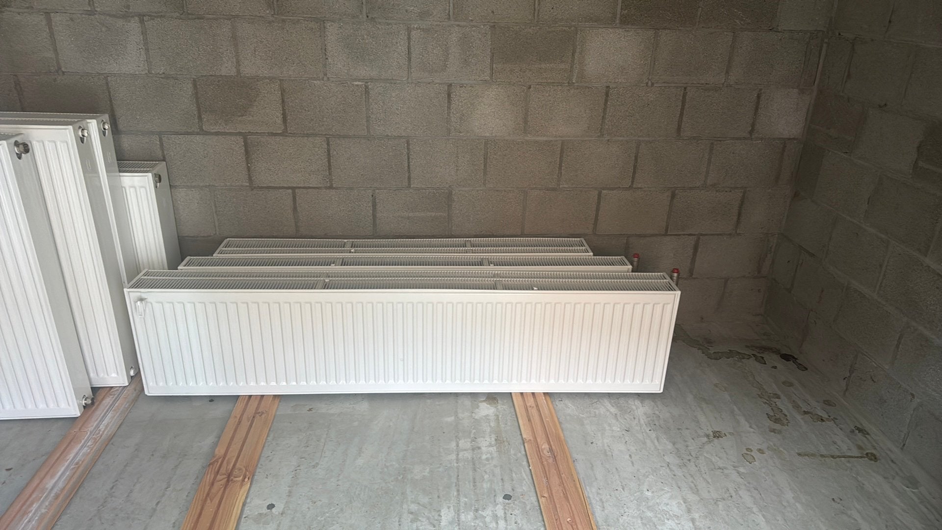 Radiator, Doe-het-zelf en Bouw, Ophalen, Zo goed als nieuw, Radiator