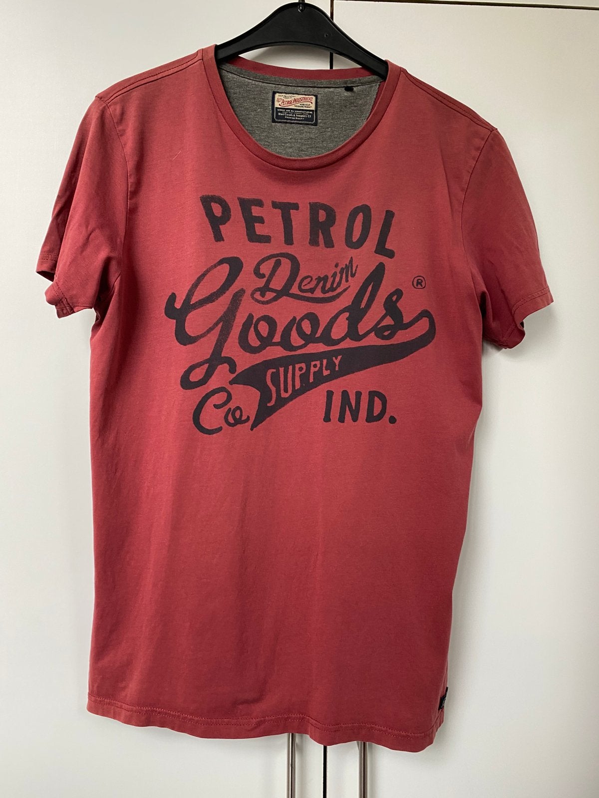T.Shirt Petrol Industries taille L, Enlèvement ou Envoi, Comme neuf, Taille 52/54 (L), Autres couleurs