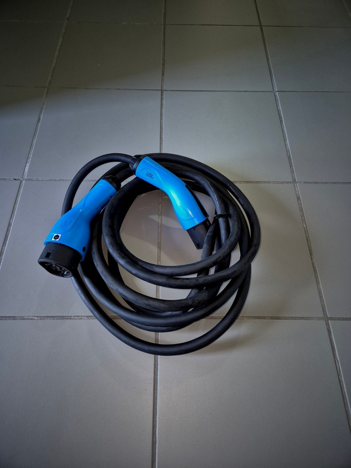 câble de recharge pour voiture électrique, Autos : Divers, Bornes de recharge, Enlèvement ou Envoi, Comme neuf, Câble de charge