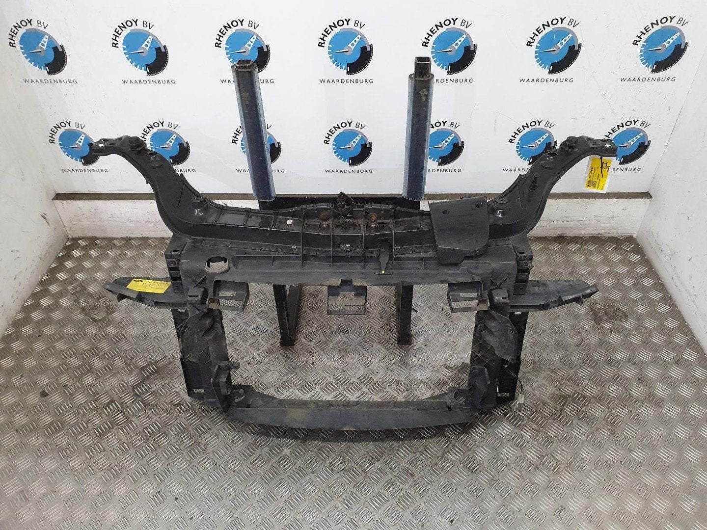 FORD FIESTA ST150 VOORFRONT 2005, Ophalen of Verzenden, Gebruikt, Stiba lid