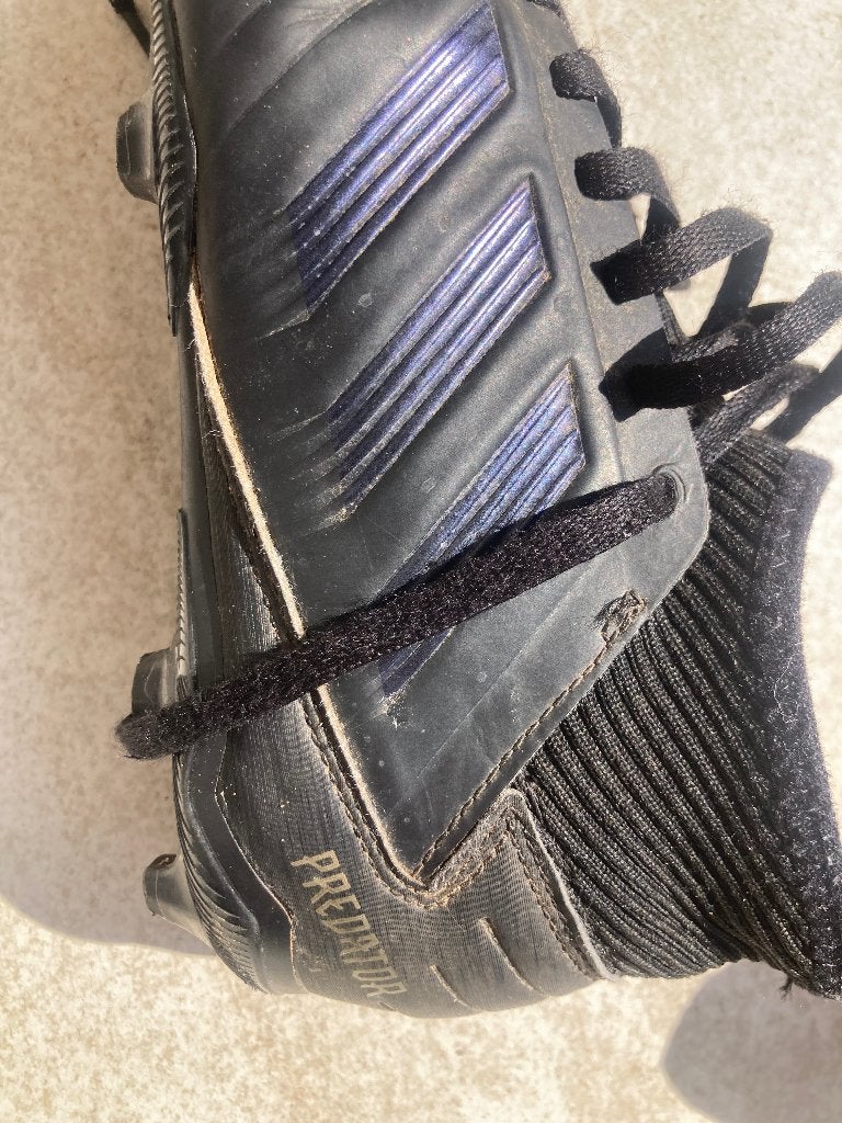 Voetbalschoenen adidas maat 36, Sport en Fitness, Ophalen, Gebruikt