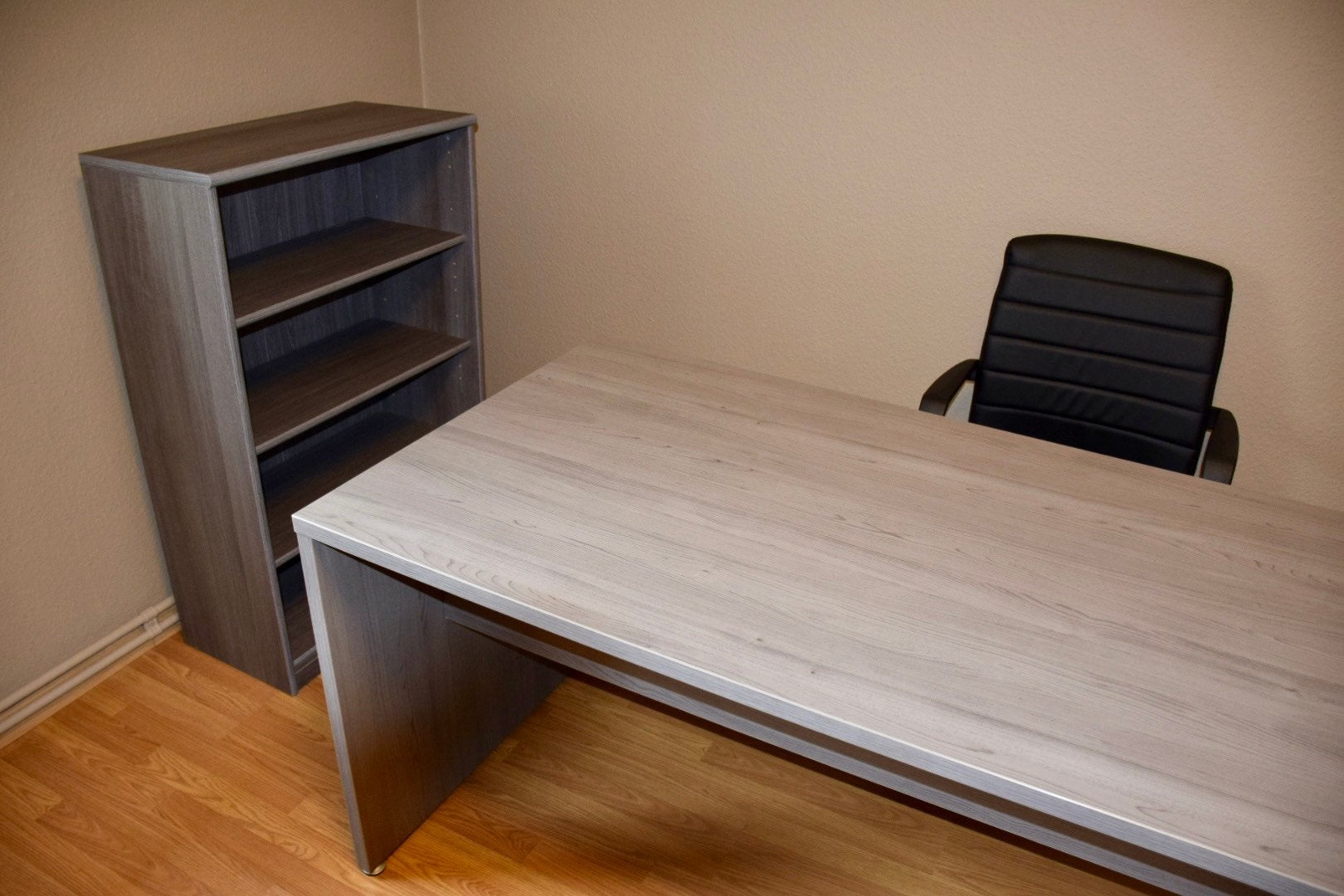 Complete bureauset: bureau 180 cm + kast + bureaustoel, Huis en Inrichting, Bureaus, Ophalen, Zo goed als nieuw