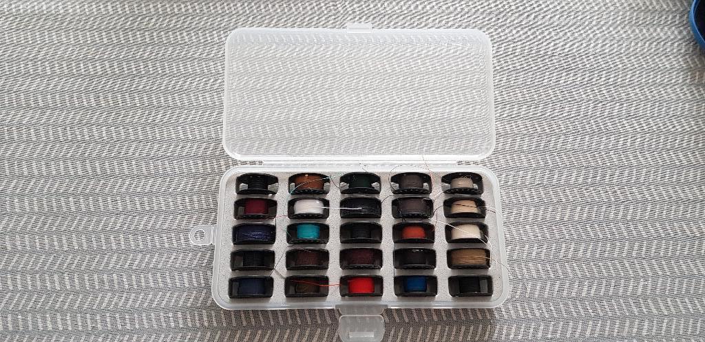 Canettes Bernina, Enlèvement, Machine à coudre, Bernina