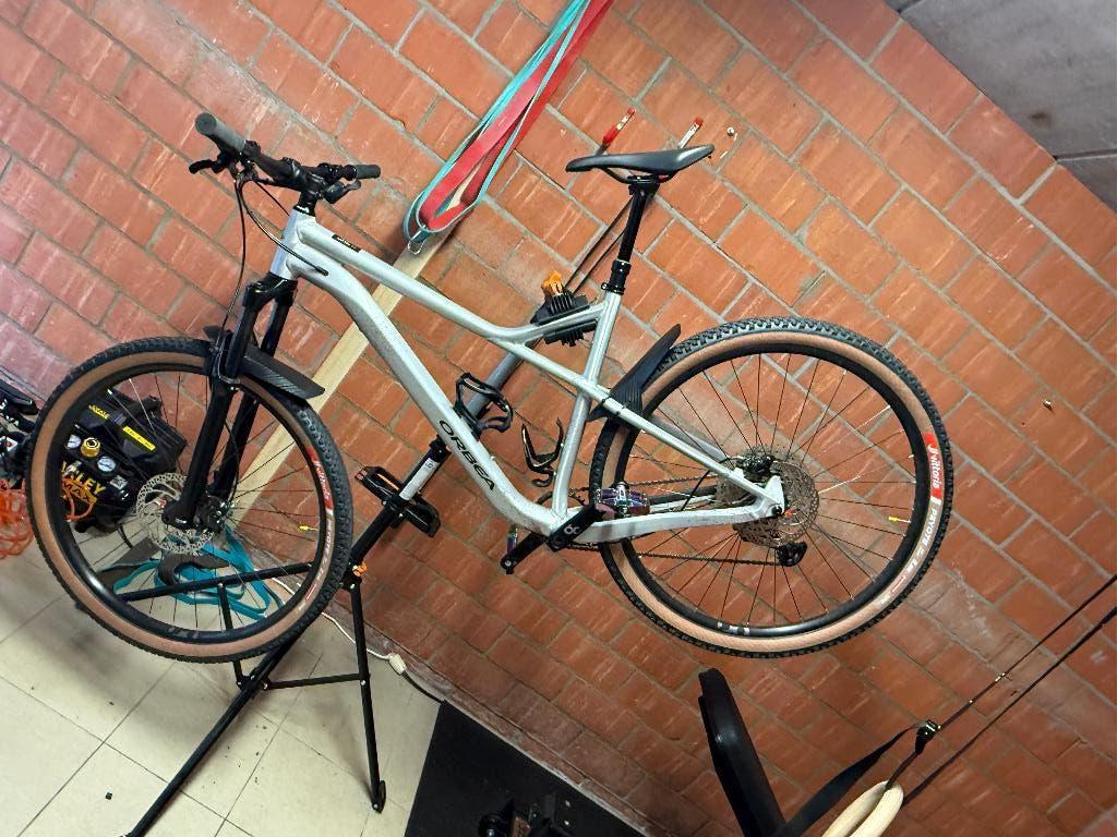 Orbea Laufey H30, Hardtail, Ophalen, Zo goed als nieuw, Schijfrem