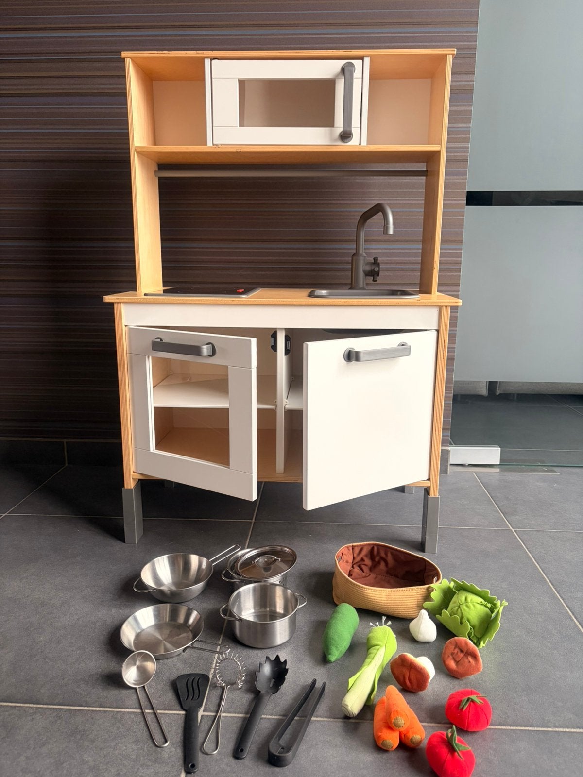 Houten kinderkeuken inclusief accessoires en speelvoeding, Ophalen, Gebruikt