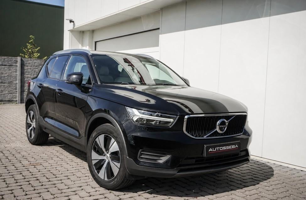 Volvo XC40 1.5 Momentum Aut. Camera/Leer/Garantie *69757km*, Auto's, Zwart, Leder, 5 zetels, 5 deurs