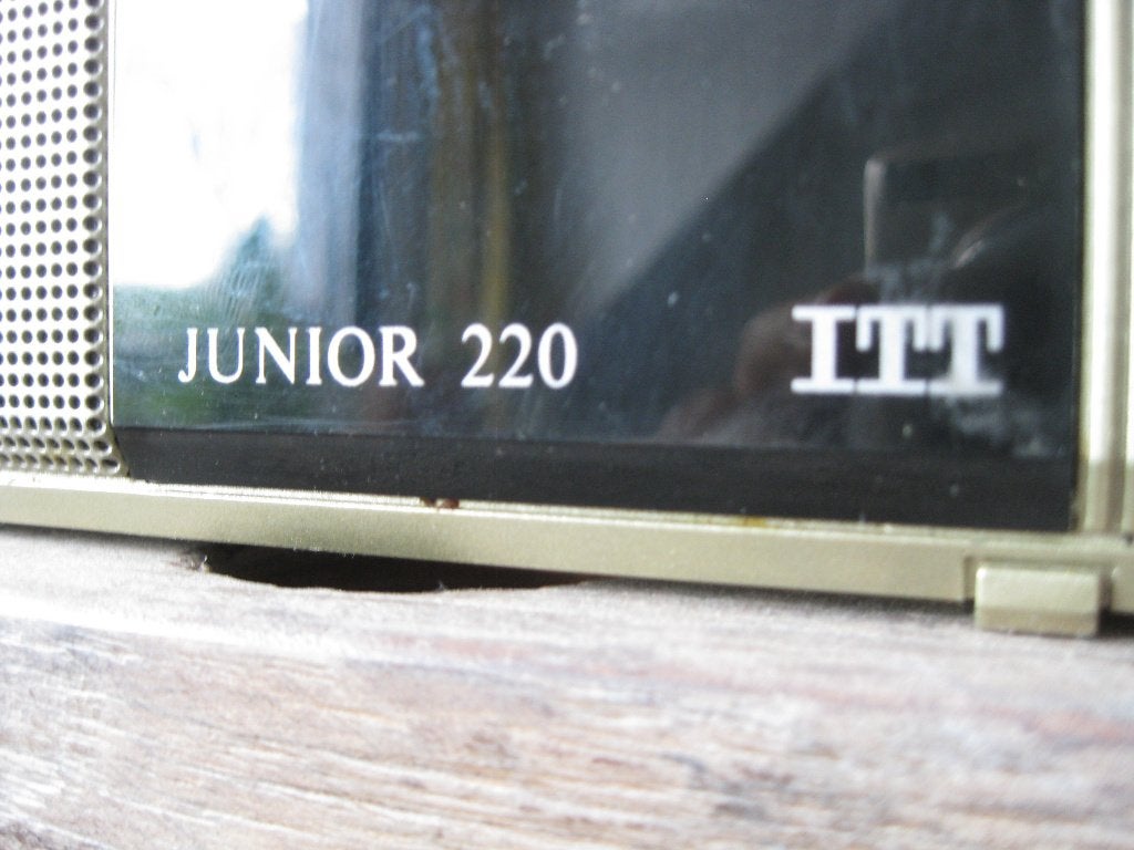 vintage transistorradio, Ophalen, Gebruikt, Transistorradio