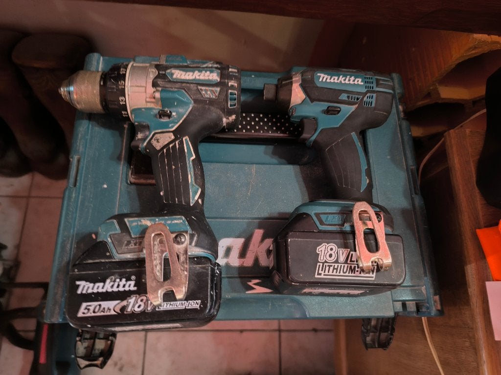 Perceuse Makita DHP486 + Visseuse a choc DTD153, Bricolage & Construction, Enlèvement, Comme neuf, Perceuse