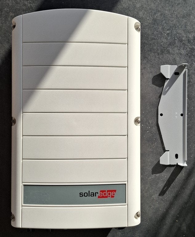Onduleur à panneau solaire SolarEdge SE8K, Bricolage & Construction, Panneaux solaires & Accessoires, Enlèvement, Comme neuf, Système complet