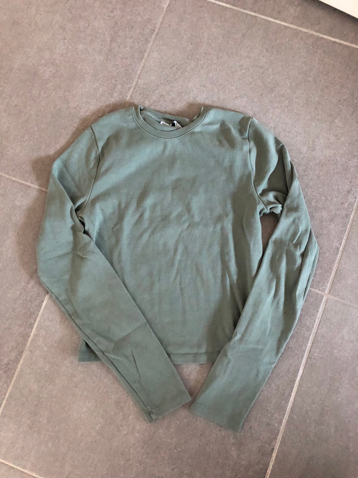 Longsleeve Bershka, maat L, Kleding | Dames, T-shirts, Ophalen of Verzenden, Zo goed als nieuw, Maat 42/44 (L)