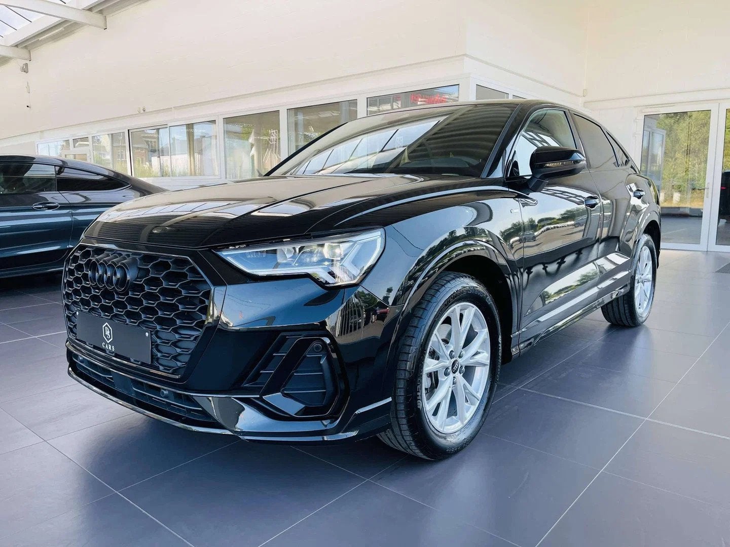 Audi Q3 Sportback TDi * GARANTIE + S-LINE + LED + GPS + COCK, Autos, Audi, Achat, 110 kW, Entreprise, 1968 cm³