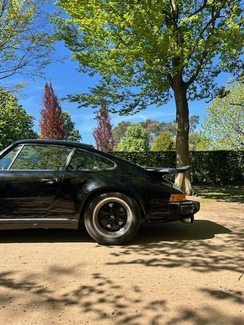 Porsche 911 SC Restored - Matching Numbers, Auto's, Porsche, Achterwielaandrijving, Zwart, Leder en Stof, Zwart