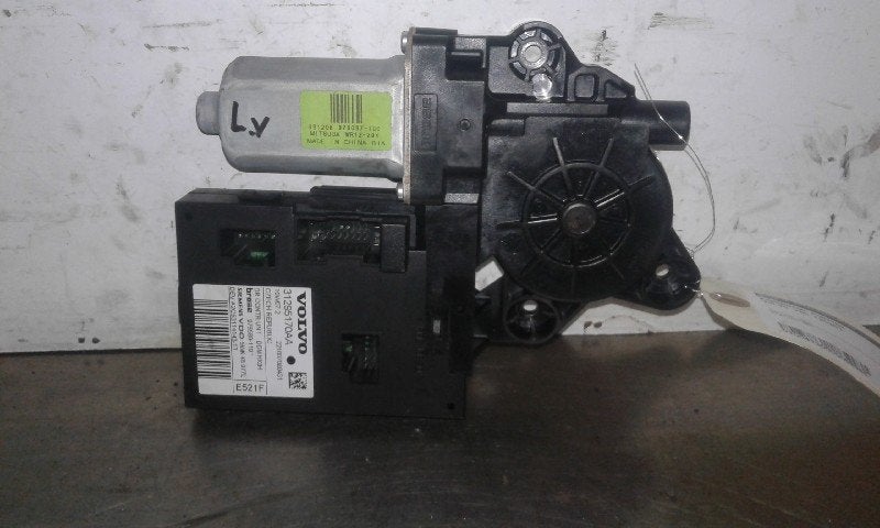 MOTEUR LEVE VITRE ELECTRIQUE Volvo V50 (MW) (|3129510AA|), Utilisé, Volvo