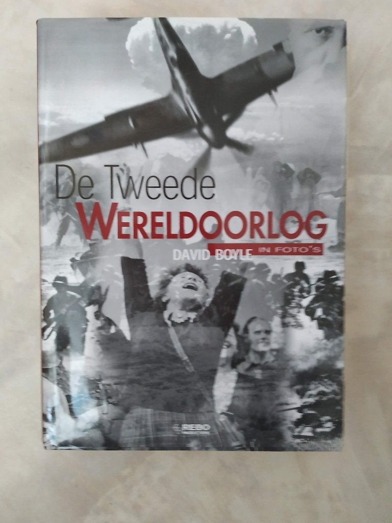 nieuw mooi dik boek "de tweede wereldoorlog" met mooie fotos, Livres, Guerre & Militaire, Enlèvement ou Envoi, Deuxième Guerre mondiale