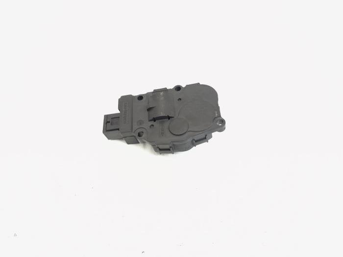Clapet chauffage moteur d'un Mercedes E-Klasse, Autos : Pièces & Accessoires, Moteurs & Accessoires, Mercedes-Benz, Utilisé, 3 mois de garantie