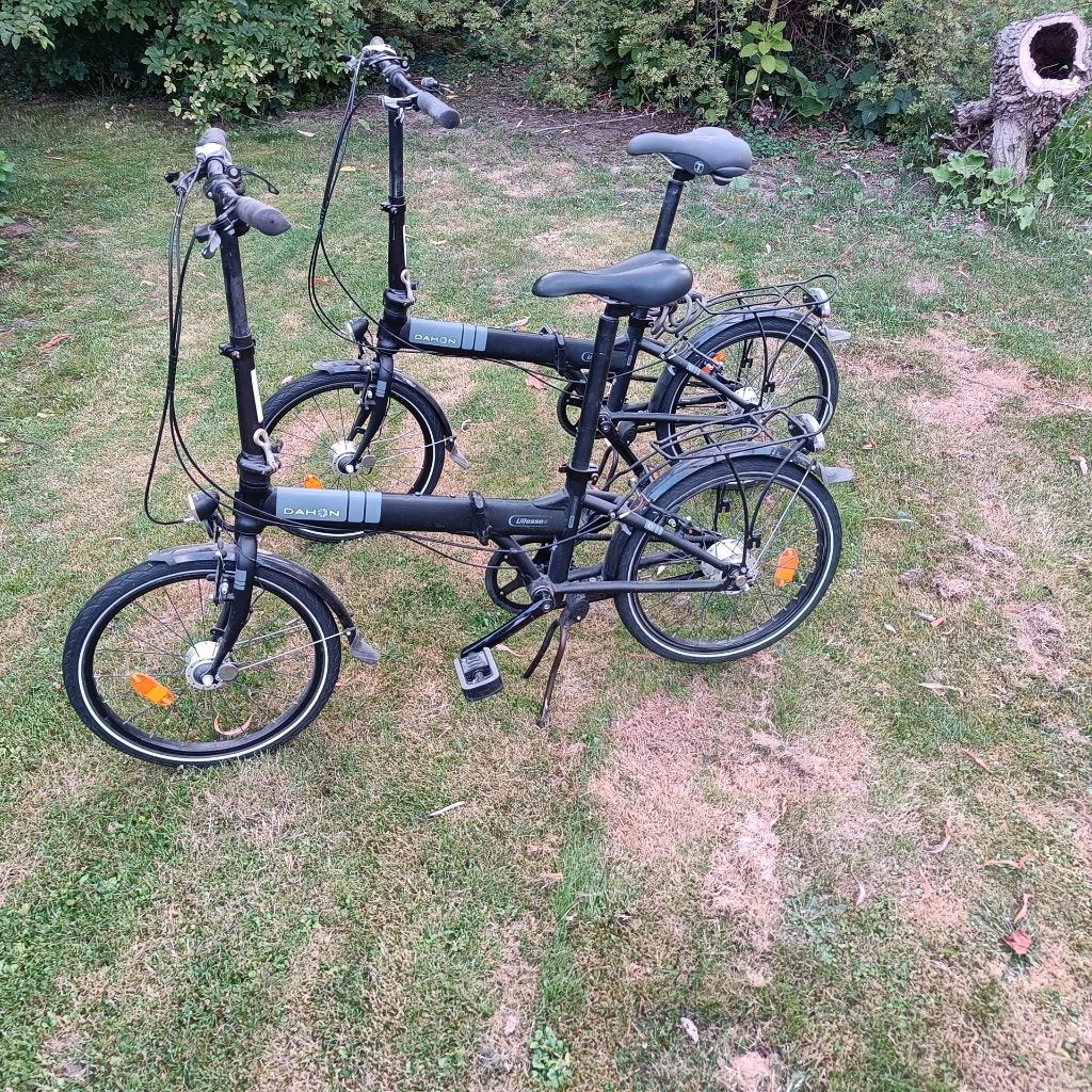 Vélo pliant Dahon Vitesse D7HG - 7005 Aluminum (2 X), Vitesses, Frein sur jante, 18 à 20 pouces, Comme neuf