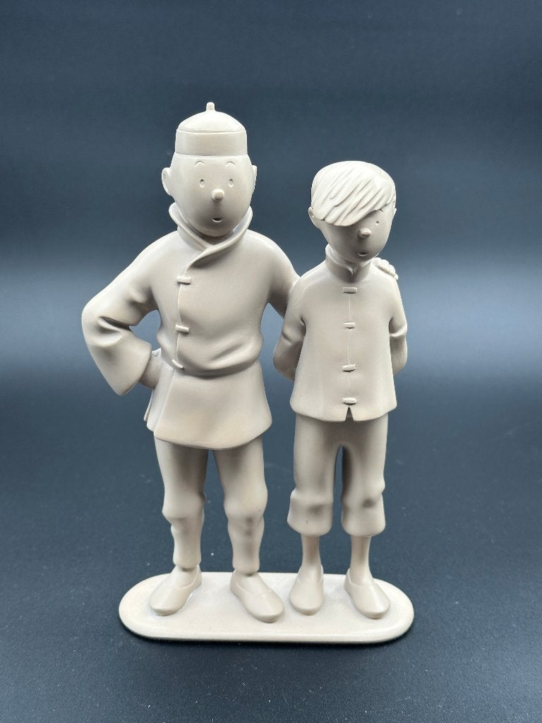 Statue Tintin et Tchang (gris monochrome) - Régout, Enlèvement ou Envoi, Tintin, Comme neuf, Statue ou Figurine