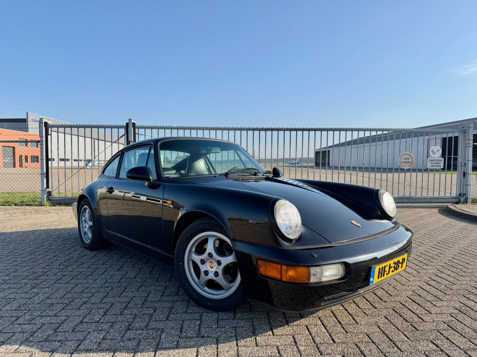 Porsche 964 Carrera 4 Coupe 3.6 manuelle | 1ère peinture, Cuir, Achat, 1414 kg, Sièges électriques