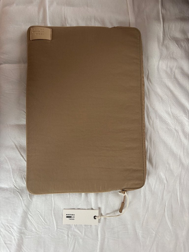 Laptopcase Ideal Of Sweden, Computers en Software, Ophalen of Verzenden, 16 inch, Nieuw, Ideal Of Sweden