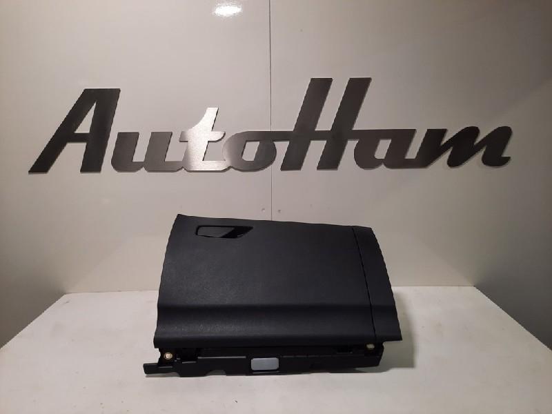 COMPARTIMENT A GANTS Skoda Octavia Combi (NXAC) (01-2019/-), Utilisé, Skoda