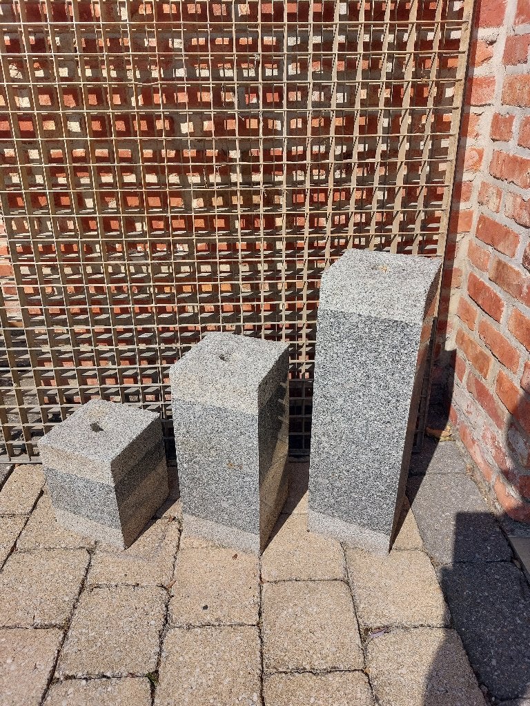 Granieten fonteinstenen, Ophalen, Gebruikt, Graniet, Waterornament