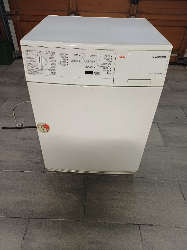 Droogkast, Elektronische apparatuur, Ophalen, Gebruikt, 4 tot 6 kg, Voorlader