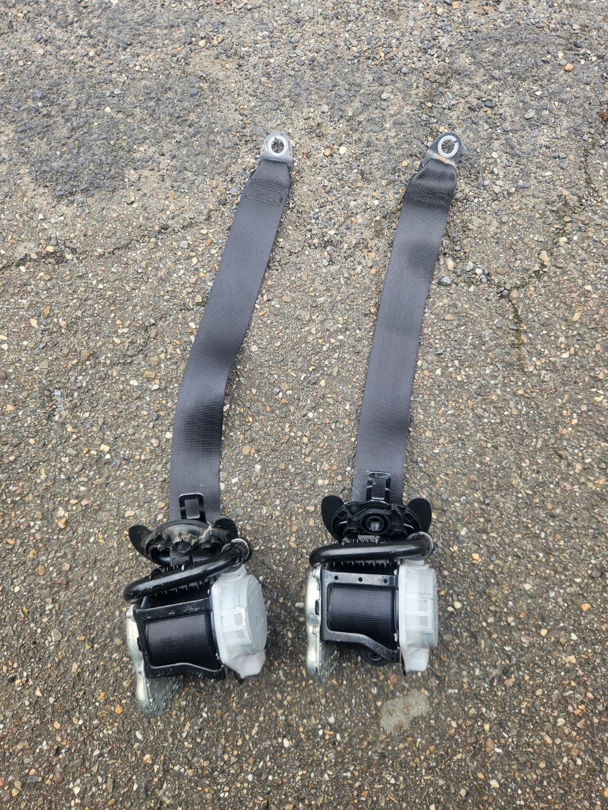 OEM VW Golf 7 GTI Front Seat Belt Left / Right Genuine, Auto-onderdelen, Interieur en Bekleding, Seat, Volkswagen, Ophalen of Verzenden