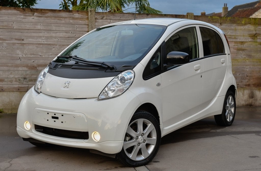 Peugeot iOn 100%Elec*Led*AC*, Autos, Achat, Euro 6, Entreprise, Carnet d'entretien