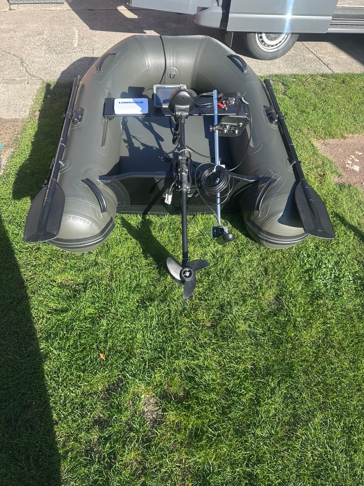 RAPTOR -x-WIDE-200 +motor+dieptemeter, Watersport en Boten, Ophalen, Zo goed als nieuw