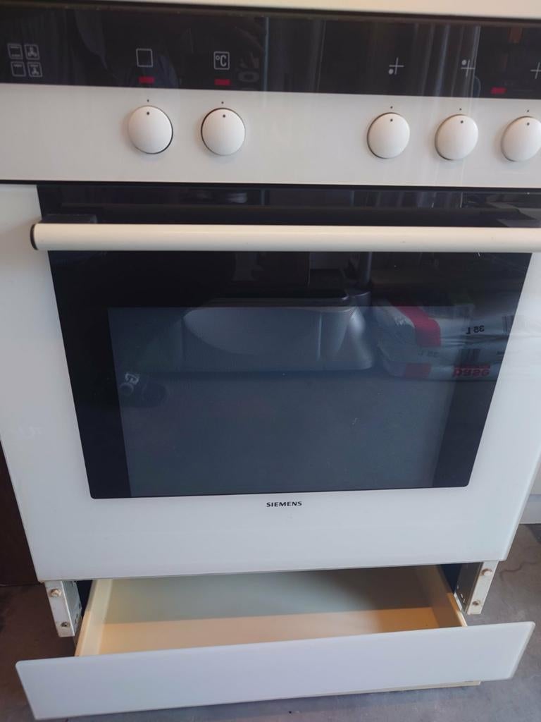 fournaise, Electroménager, 85 à 90 cm, 4 zones de cuisson, Enlèvement, Utilisé