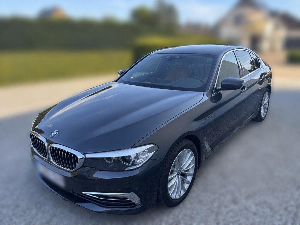 BMW 530 e, Autos, BMW, Cuir, Entretenue par le concessionnaire, 44 g/km, Automatique