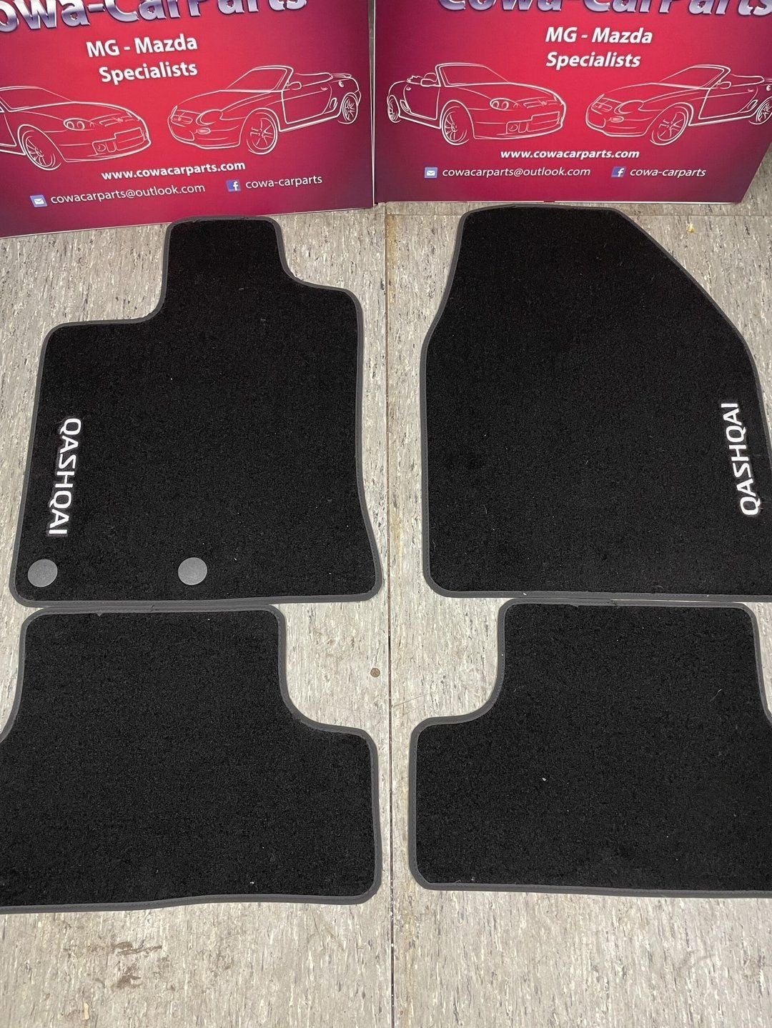 Nissan Qashqai J10 velours Matten set + logo J10 (2006-2012), Neuf, -, -, -